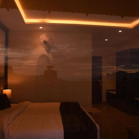 Kanthalloor Mirth Hotels And Resorts מראה חיצוני תמונה